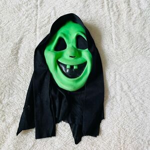 Vintage Fun World Green Sarah Spook Scream Ghost Halloween Mask Easter Unlimited